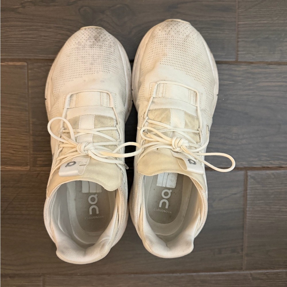 On Running Women’s Cloudnova Sneakers